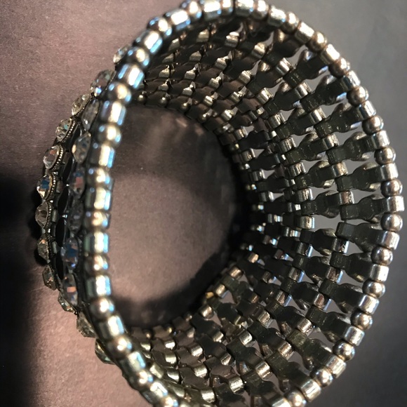 Cuff bracelet - Picture 2 of 3